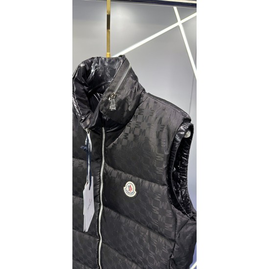 Moncler M095