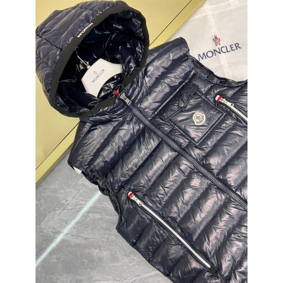 Moncler M035