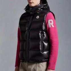 MONCLER Bormes Down Gilet