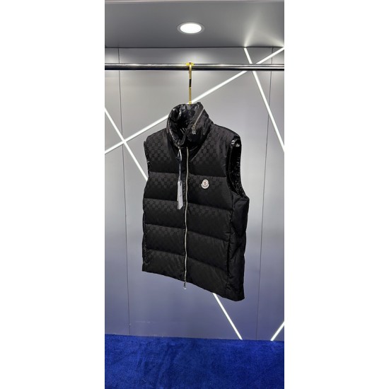 Moncler M095