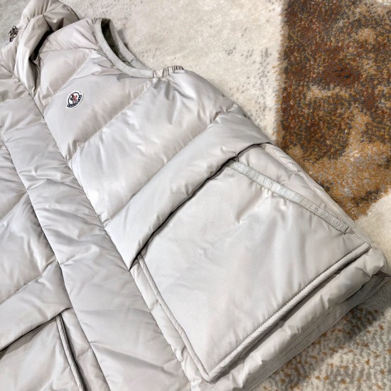 MONCLER LAFAGE