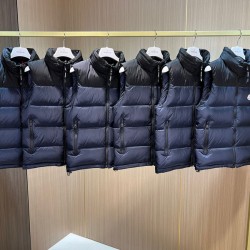 Moncler M041