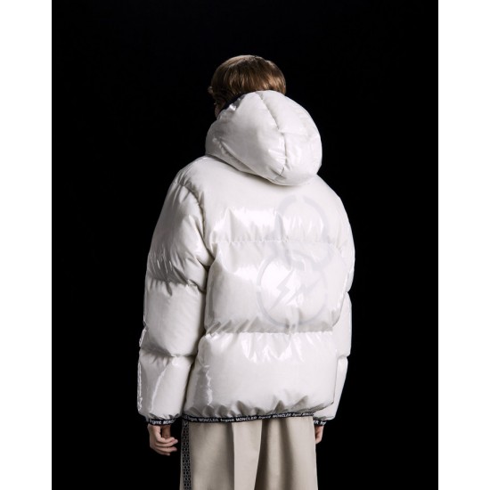 MONCLER JERIBE