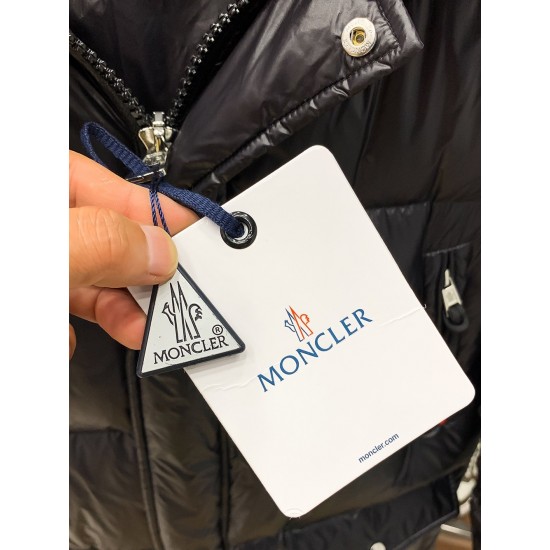 MONCLER 85