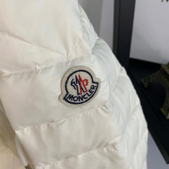 MONCLER52