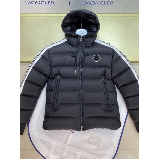 Moncler Stellaire