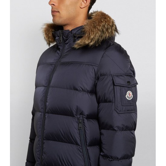 MONCLER MARQUE