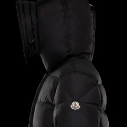 MONCLER PYRENEES