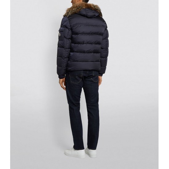 MONCLER MARQUE