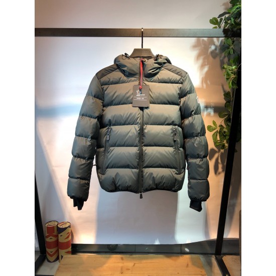 MONCLER105