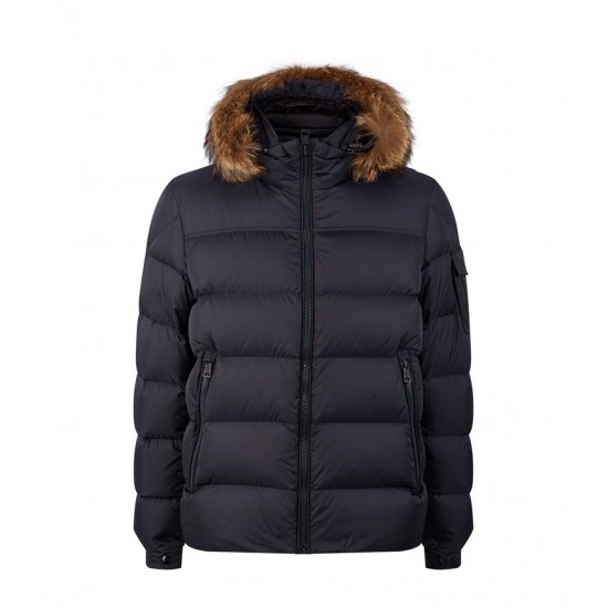 MONCLER MARQUE