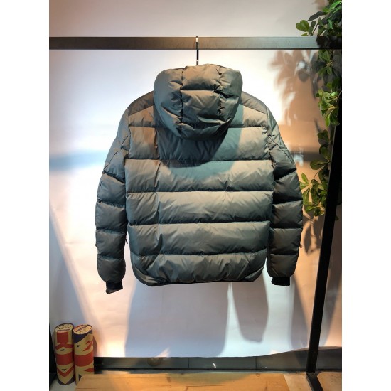 MONCLER105