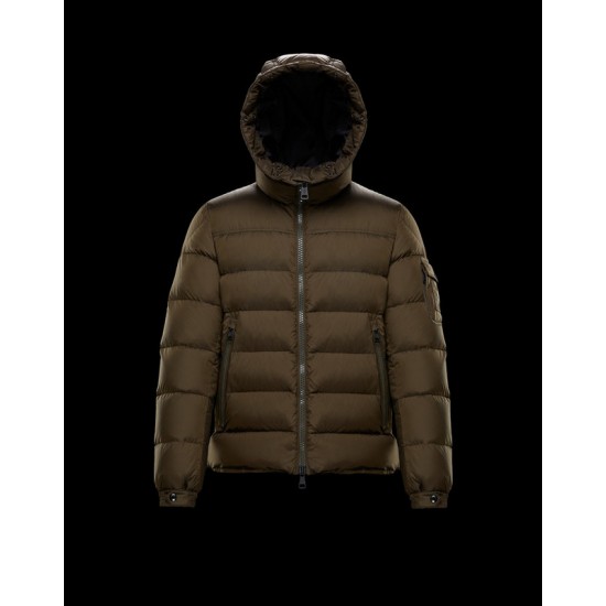 MONCLER MARQUE