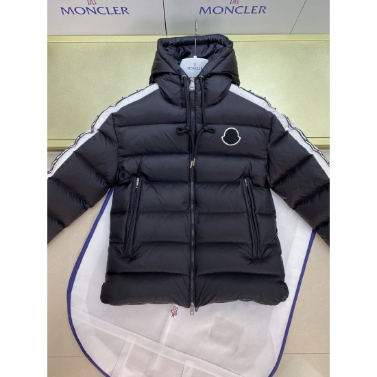 Moncler Stellaire