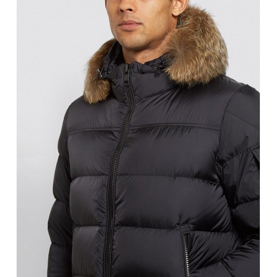 MONCLER MARQUE