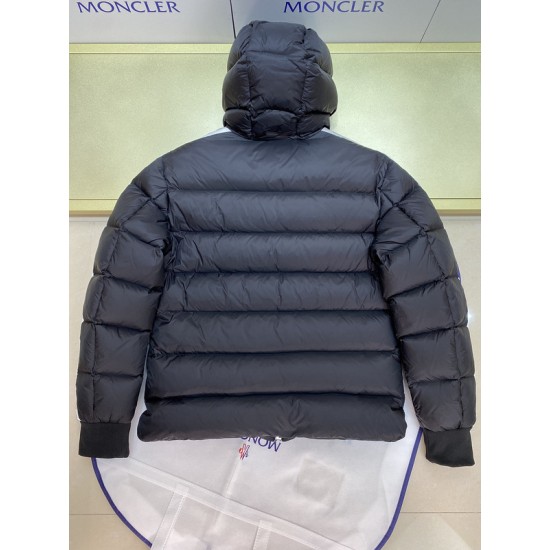 Moncler Stellaire