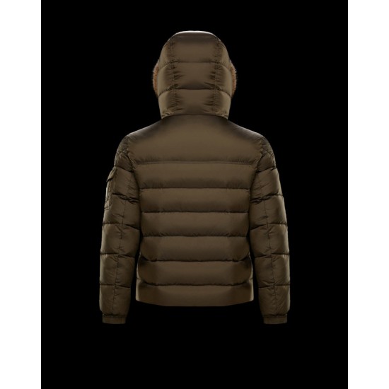 MONCLER MARQUE