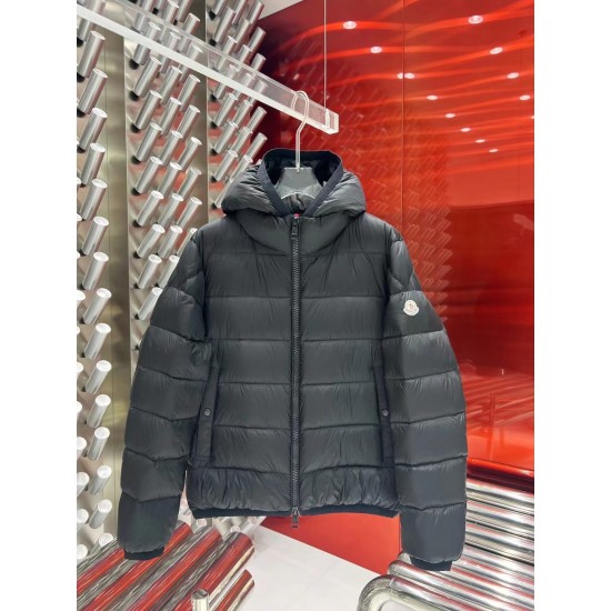 Moncler Myosotis Short Down Jacket