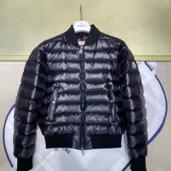 Moncler Sark