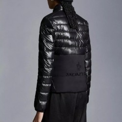 Moncler Larmor