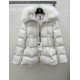 Moncler Locustelle Short Down Jacket