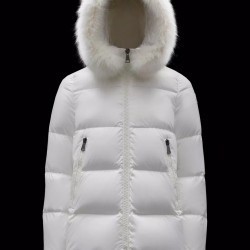 Moncler Laiche