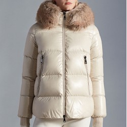 Moncler Laiche