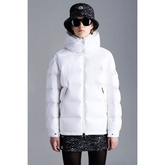 Moncler Maire