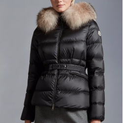 MONCLER BOED SHORT DOWN JACKET