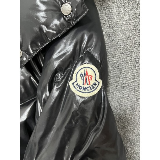 Moncler M093