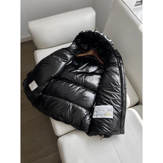 Moncler Huppe