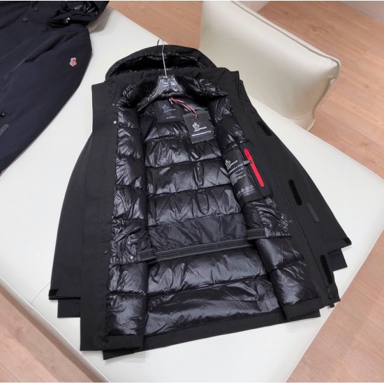 Moncler M074