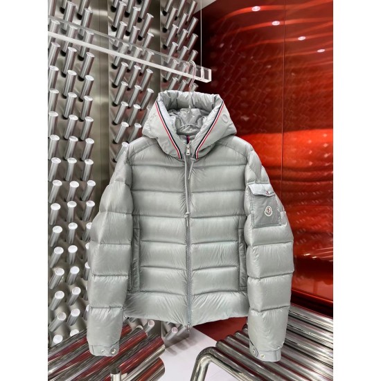 Moncler Pavin Short Down Jacket