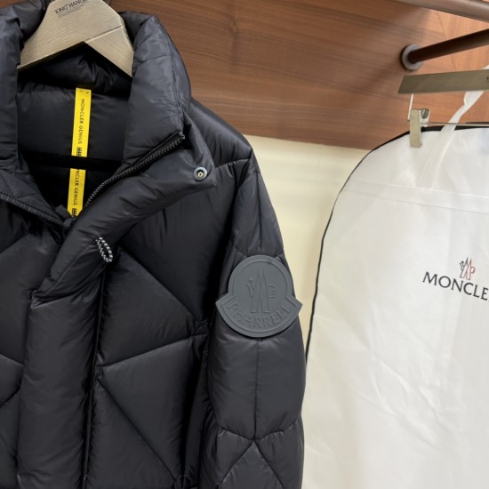 Moncler Oak