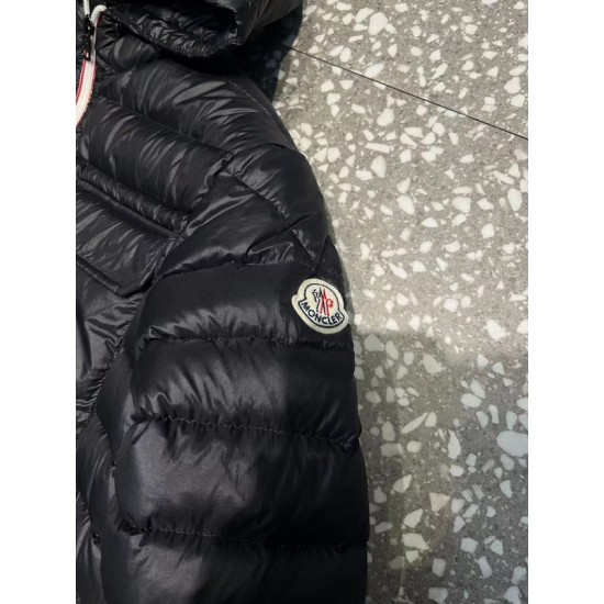 Moncler M017