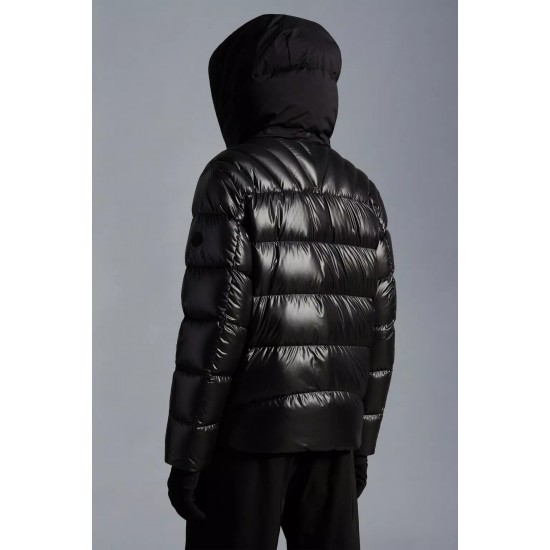 Moncler Zubair Short Down Jacket