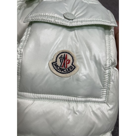 Moncler M010