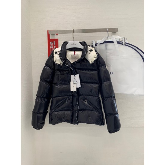 Moncler M008