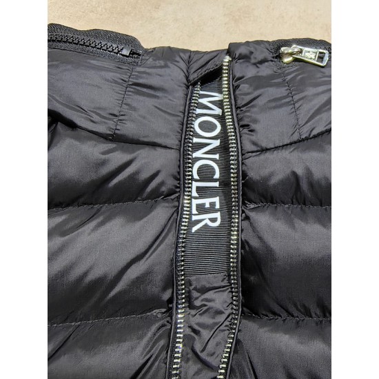 Moncler M092