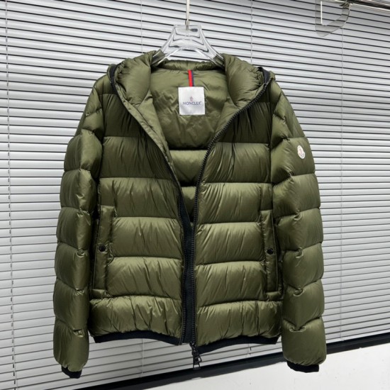 Moncler M016