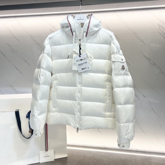 Moncler Pavin Short Down Jacket