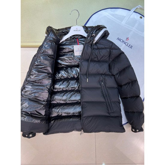 Moncler M039