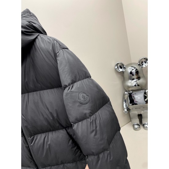 Mocnler Down Jacket M179