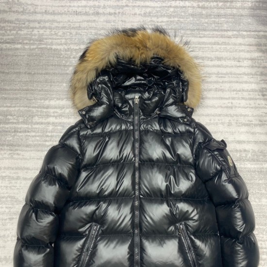 Moncler M011