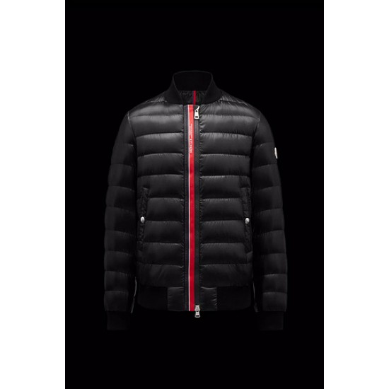 Moncler Doudoune courte Sark