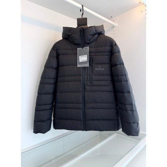 Moncler M081