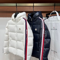 Moncler M019