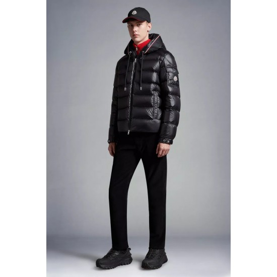 Moncler Pavin Short Down Jacket