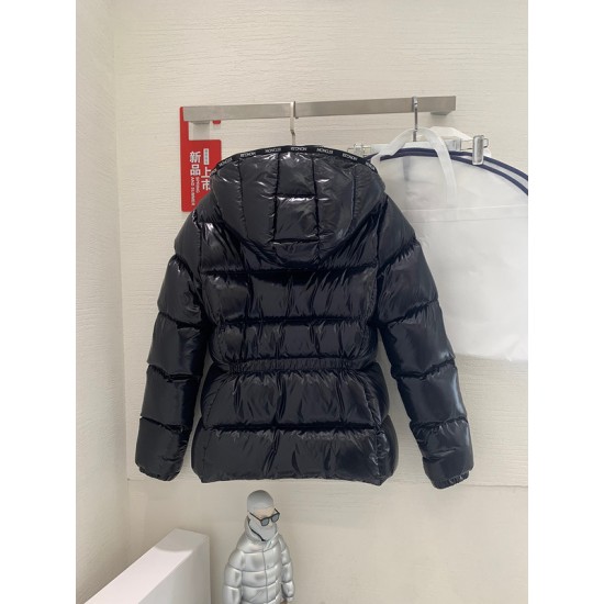 Moncler M008