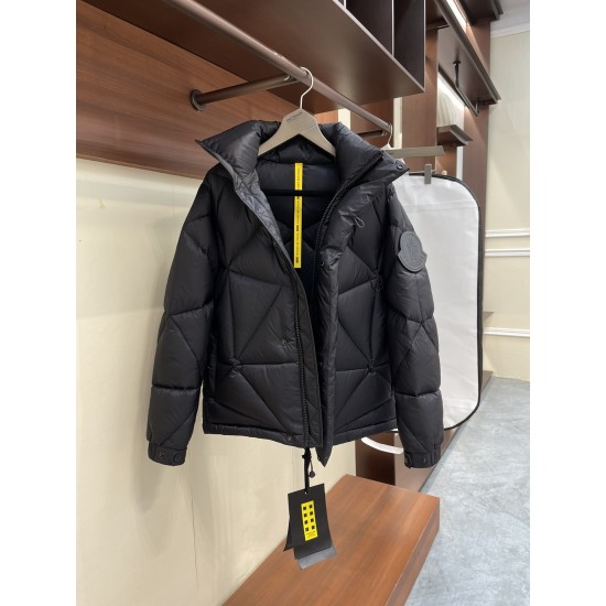 Moncler Oak